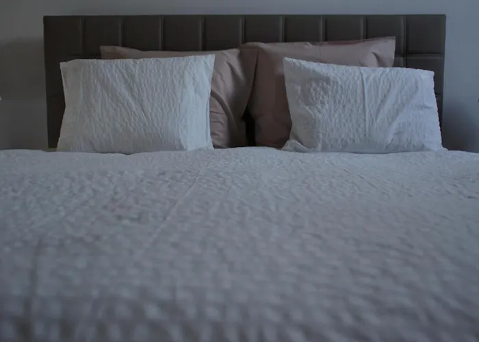 All Inn Holiday Home * خنت